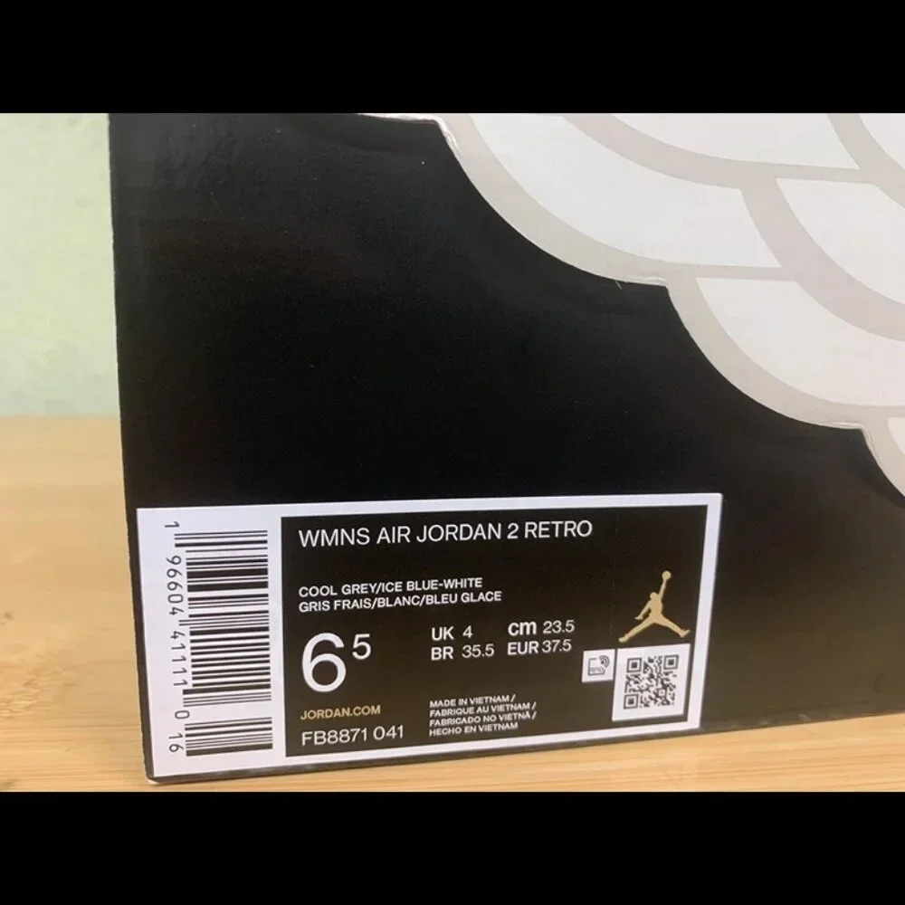 Nike Jordan 2 Retro Mid Cool‎ Grey Woman Size 6.5 FB8871-041
